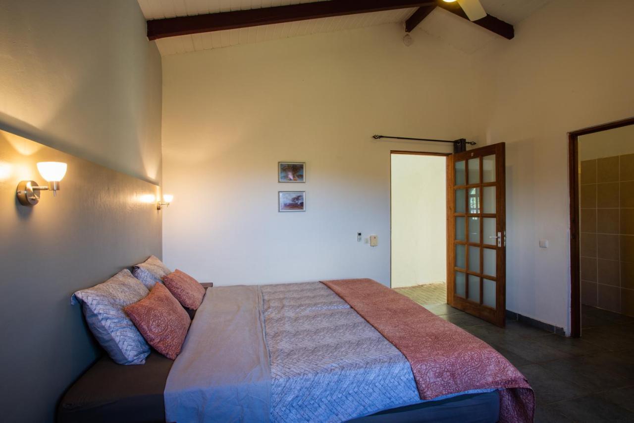 Bed And Breakfast Toni Kunchi ウィレムスタッド エクステリア 写真